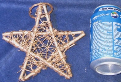 ESTRELLA MIMBRE DORADA 15X15